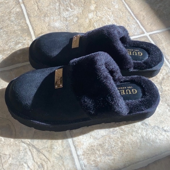 GUESS Sandley Shearling Slippers - Picture 3 of 6